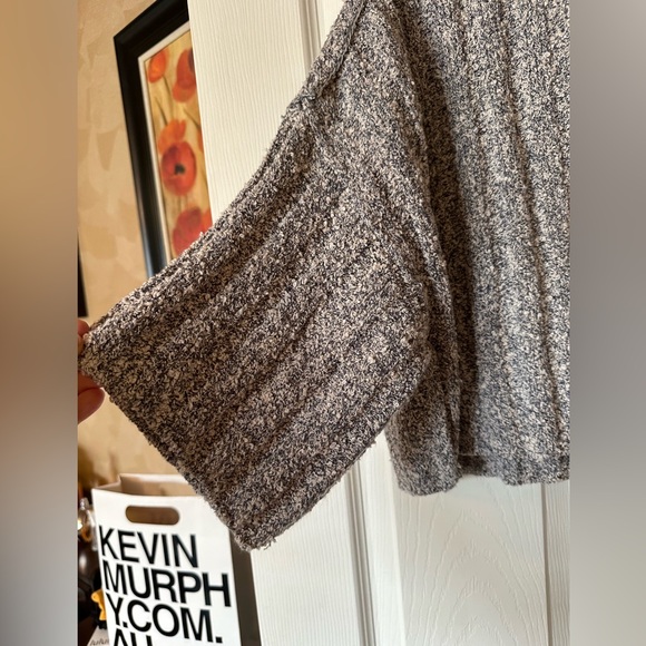 Free People Good Day Pullover Sweater in Gray NWT - Picture 8 of 8